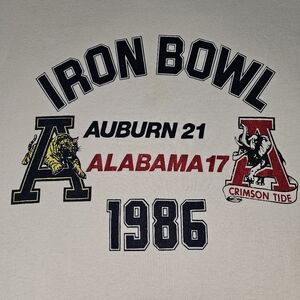 Vintage Tshirt 1986 Iron Bowl Auburn Tigers Bama Roll Time Crimson NCAA Size L